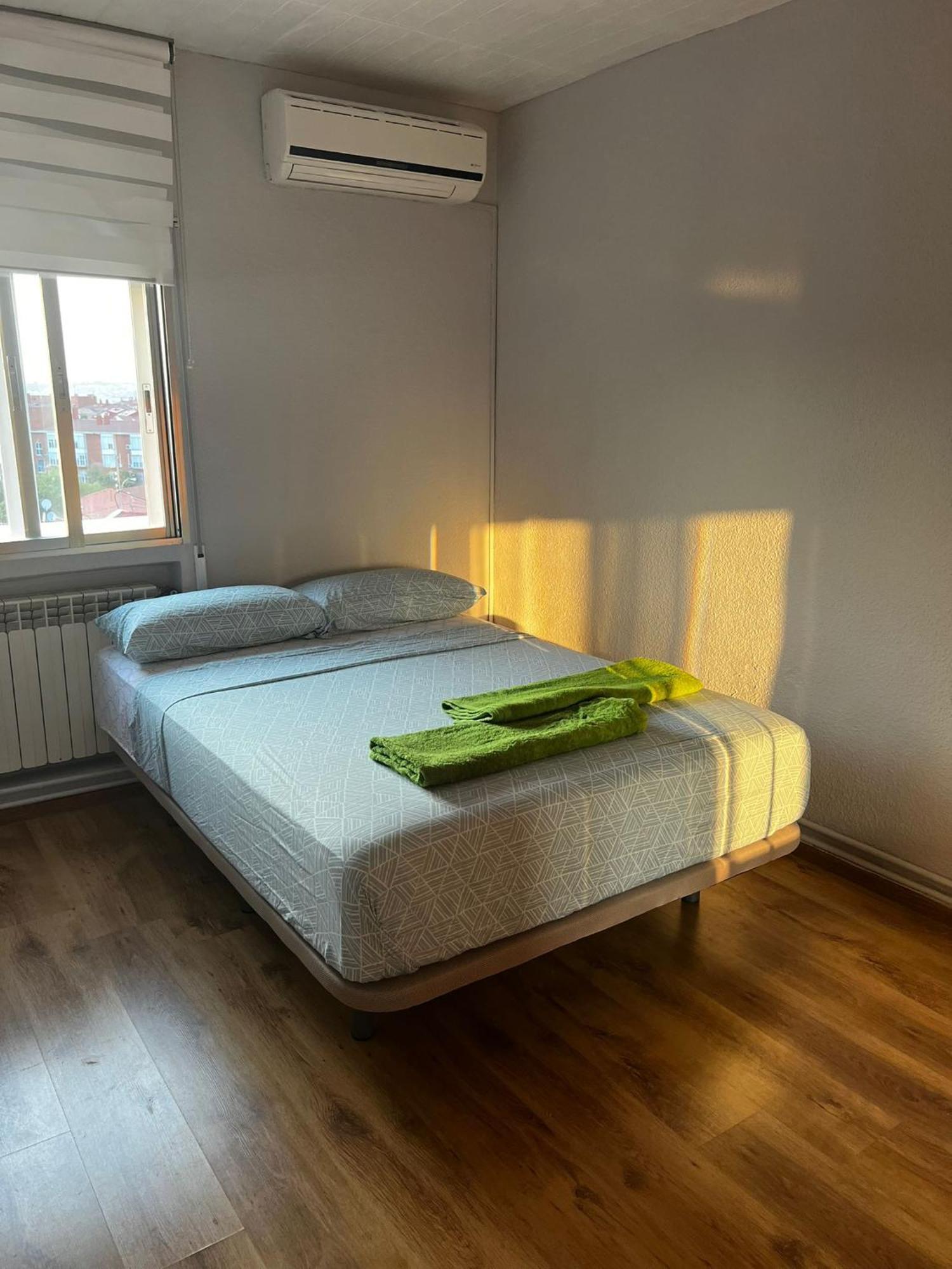 Bed Vallecas Hotel Madrid Kültér fotó